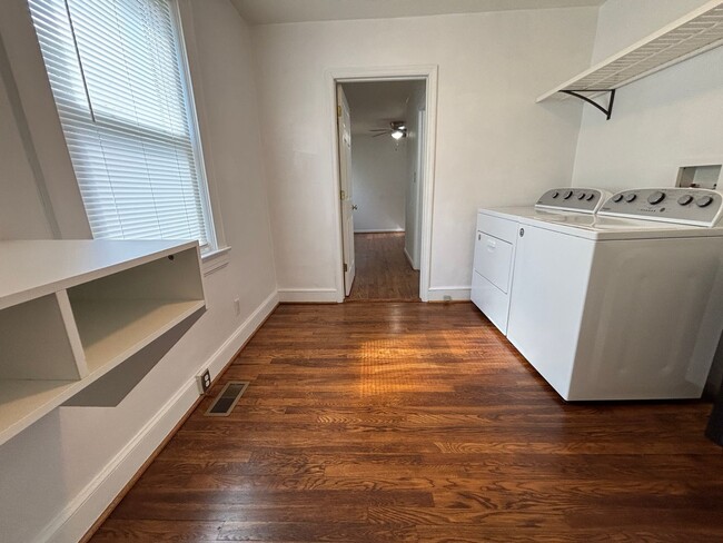 Building Photo - $500 OFF first months rent********950 Morgan Avenue -One Level Living with 2 bedrooms and 2 baths