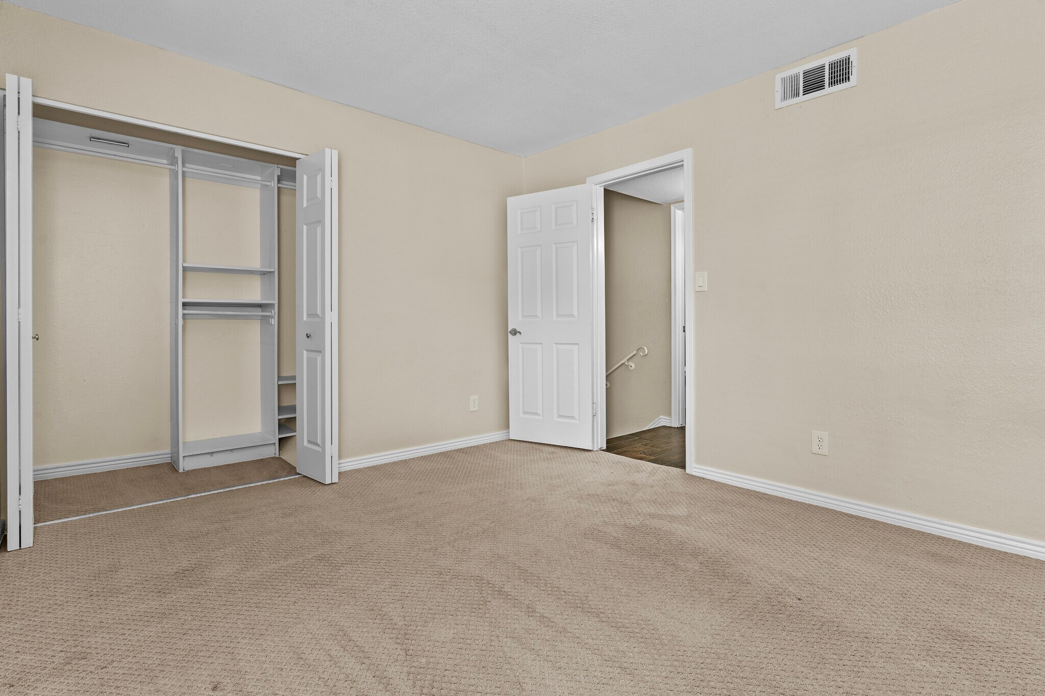 Building Photo - 6007 N 79th Street