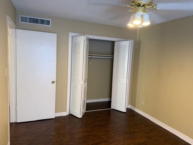 Building Photo - SERRAVELLA 2-BEDROOM CONDO