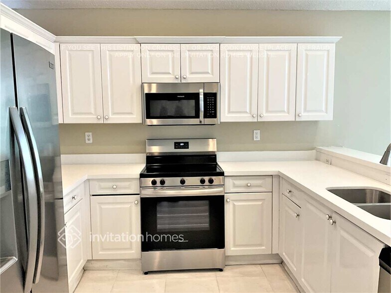 Building Photo - 6419 Breckenridge Cir