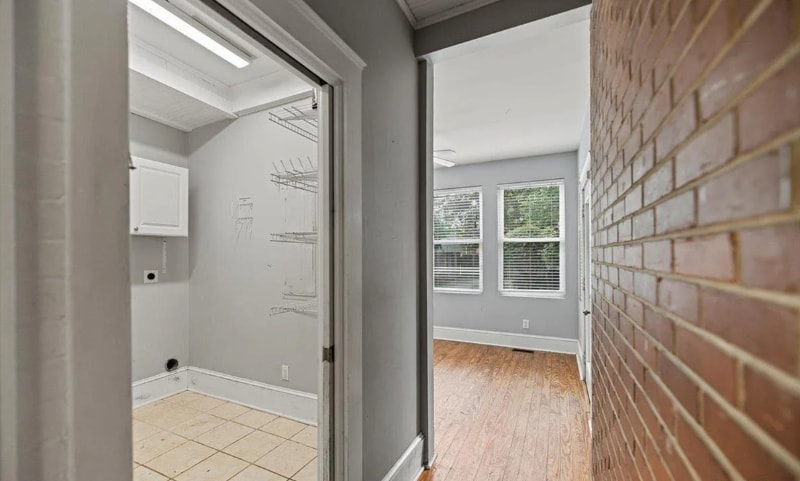 Building Photo - 401 S Franklin Dr