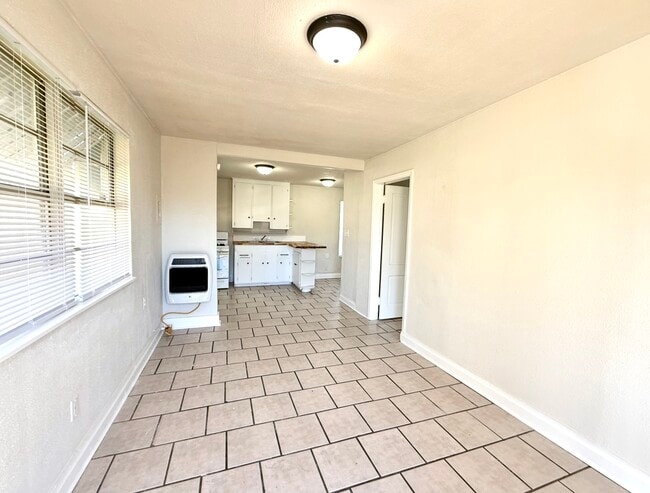 Building Photo - 1010 Wolverton St