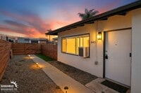 Building Photo - Bright and Inviting 2Bdm 1Ba Home in Escondido.