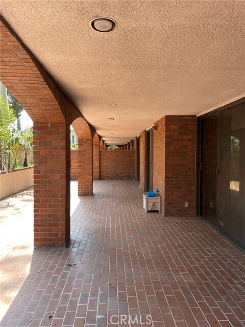 Building Photo - 200 N Swall Dr