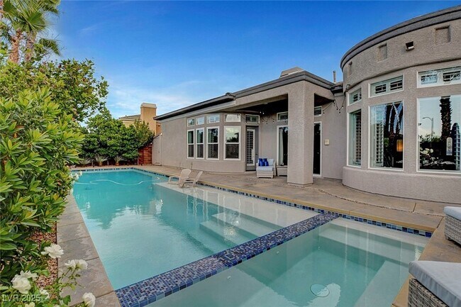 Building Photo - 1704 Choice Hills Dr