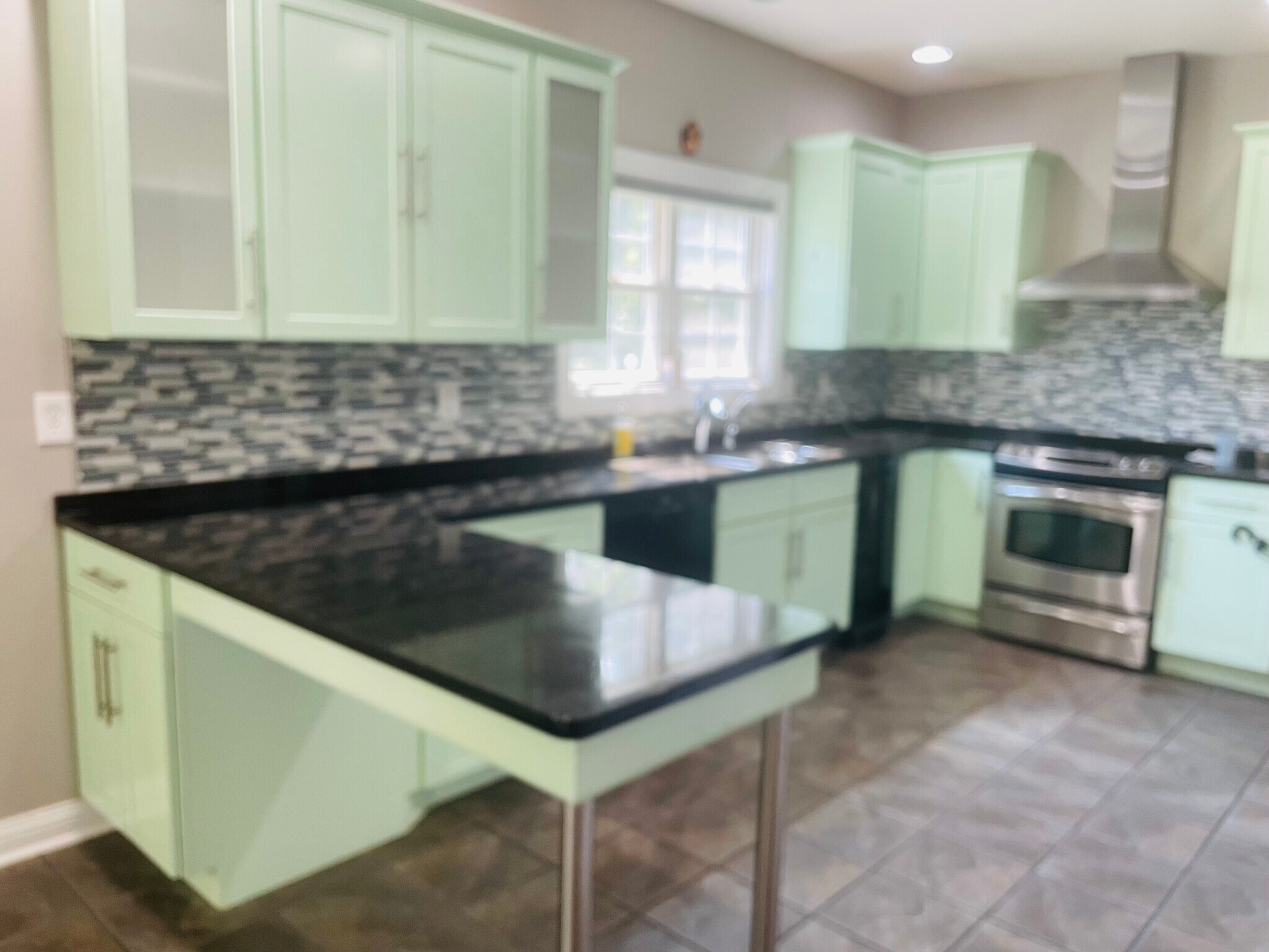 Building Photo - 5670 Honey Locust Dr