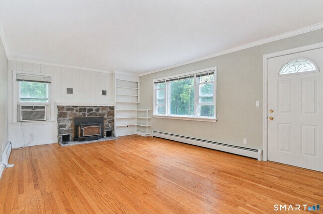 Building Photo - 145 Hattertown Rd