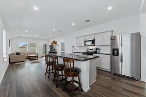 Building Photo - 5231 Mossdale Blf Ln