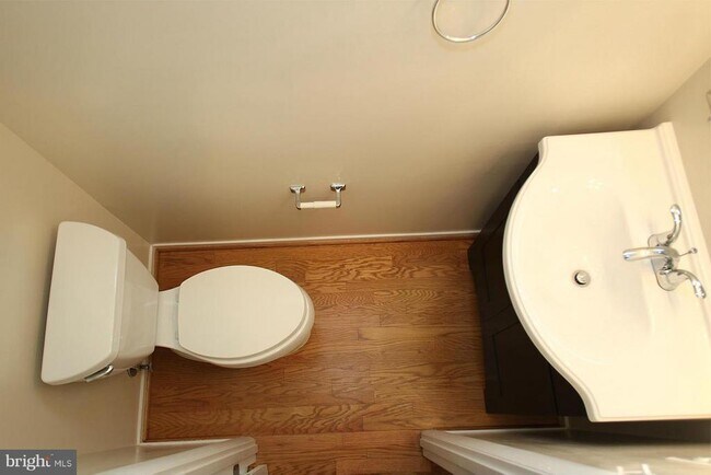 Building Photo - 9614 Tinsmith Ln