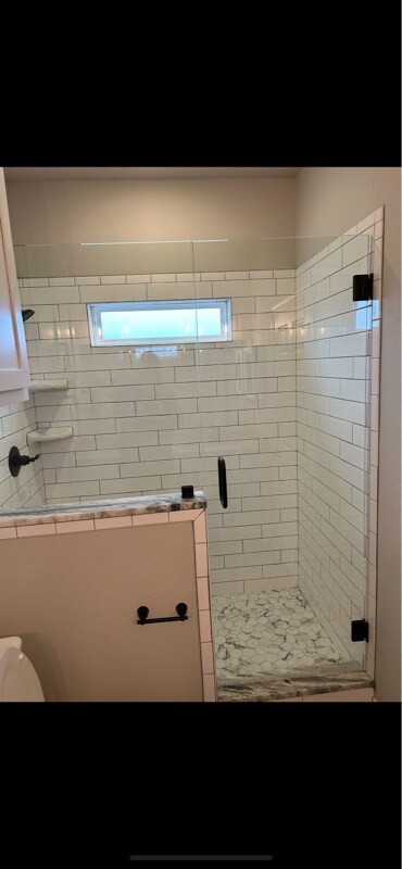 Building Photo - 804 Co Rd 1058