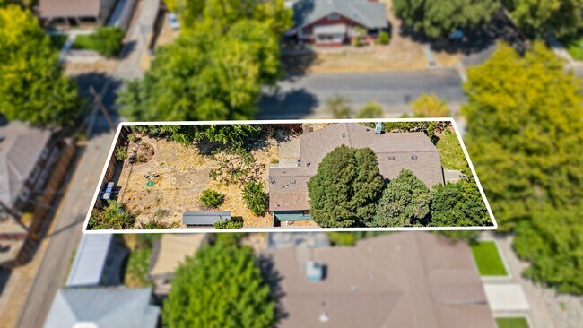 Building Photo - 229 Orange Ave