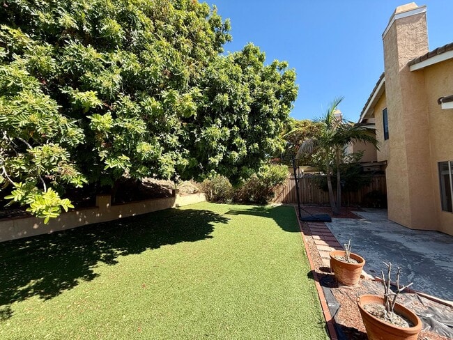 Building Photo - Wonderful 4 Bedroom 2-story Townhome in "F...
