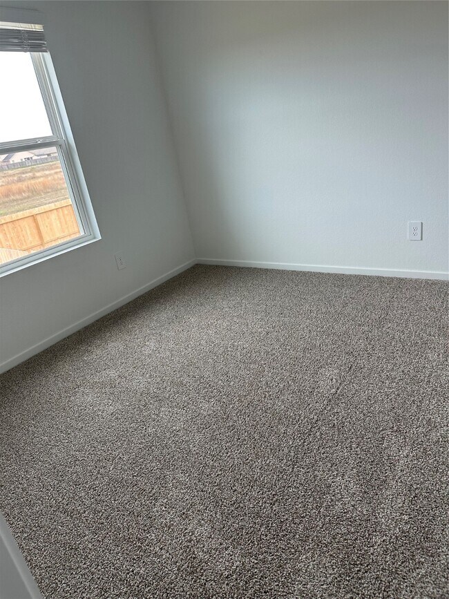 Building Photo - 18265 Descartes St