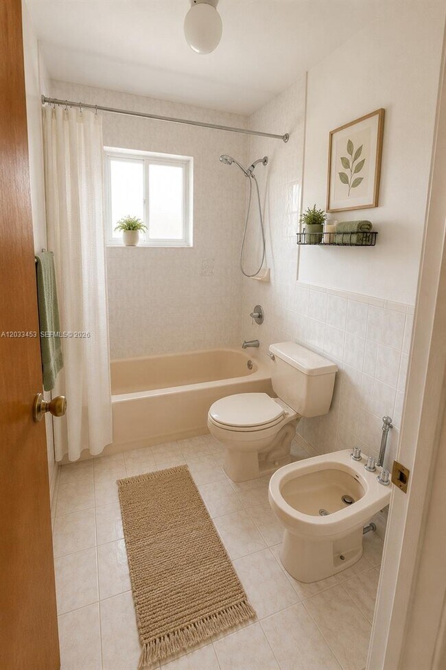 Building Photo - 2220 W 74th St