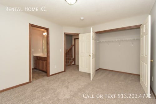 Building Photo - 23520 W 73rd Terrace