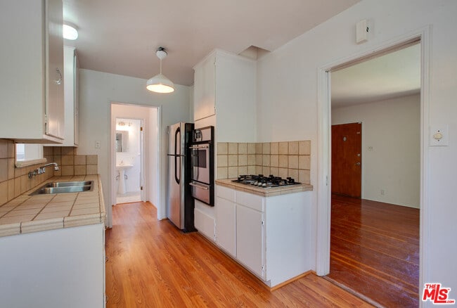 Building Photo - 848 Marco Pl