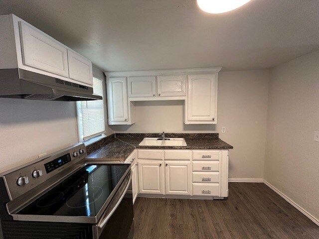 Building Photo - 2317 SW 48th St