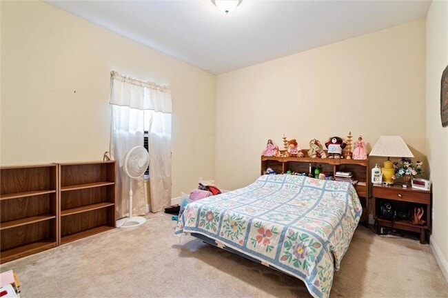 Building Photo - 2520 Bluebeard Ln