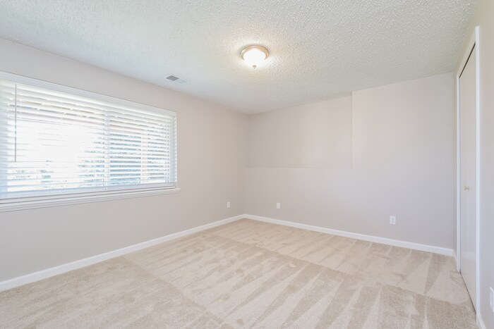 Building Photo - 4230 S Biscay Cir