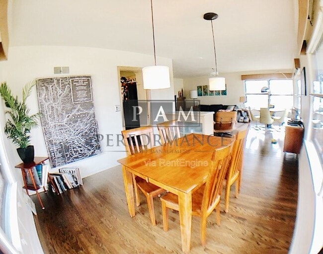 Building Photo - 7430 W Wells St