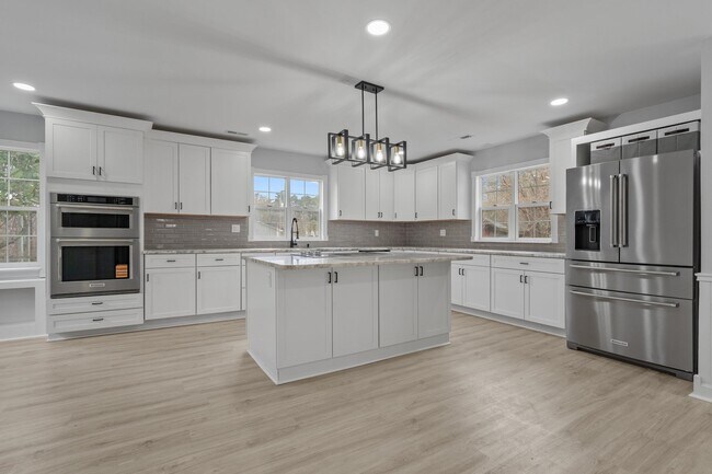 Building Photo - 2730 Cultra Rd