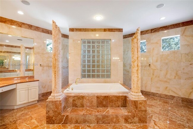 Building Photo - 129 Gavilan Ave