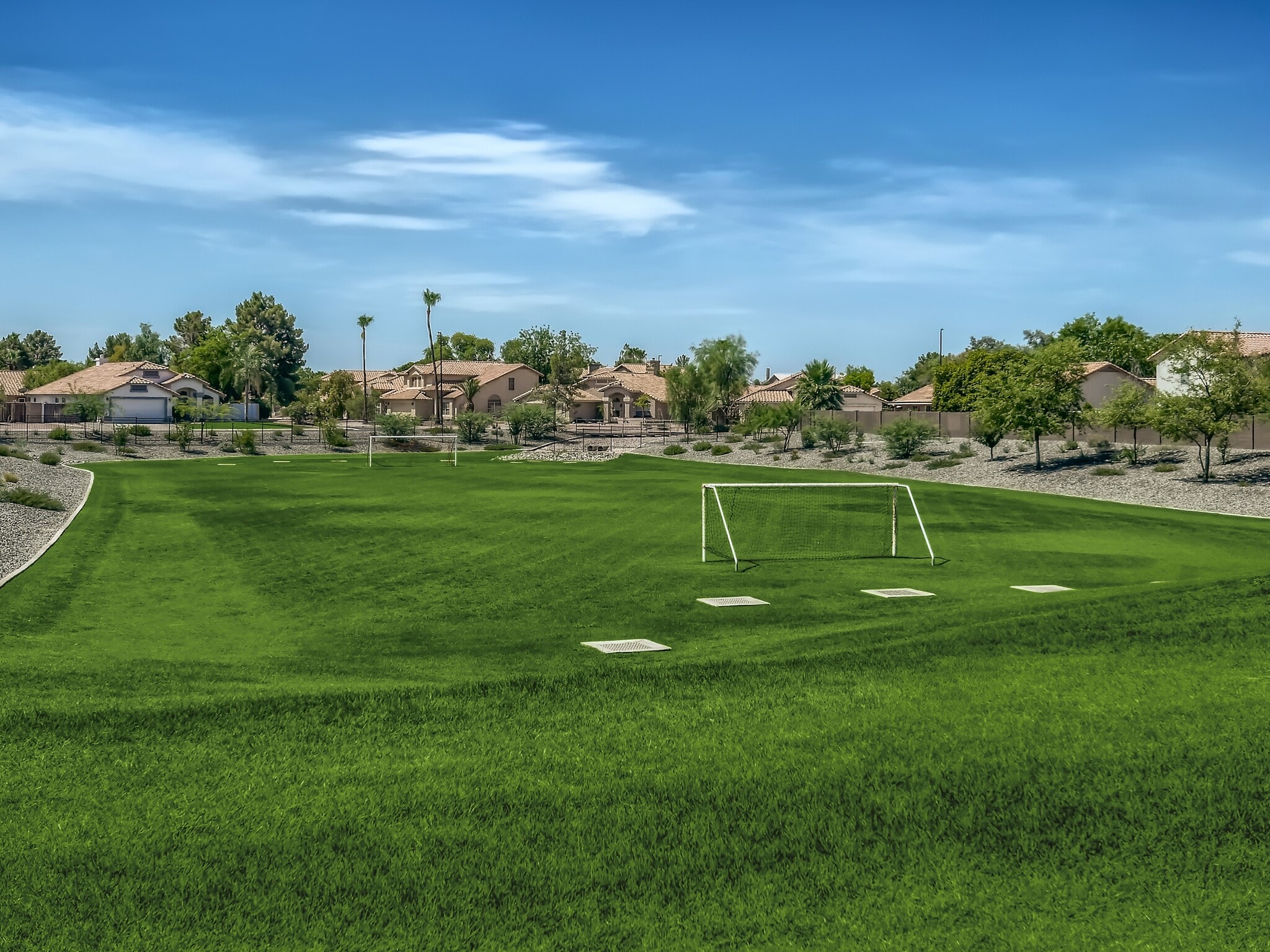 Building Photo - 622 W Harbor Dr