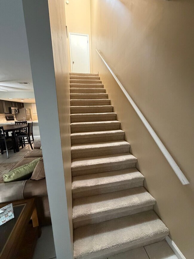 Building Photo - Coastal Living in the Heart of Destin