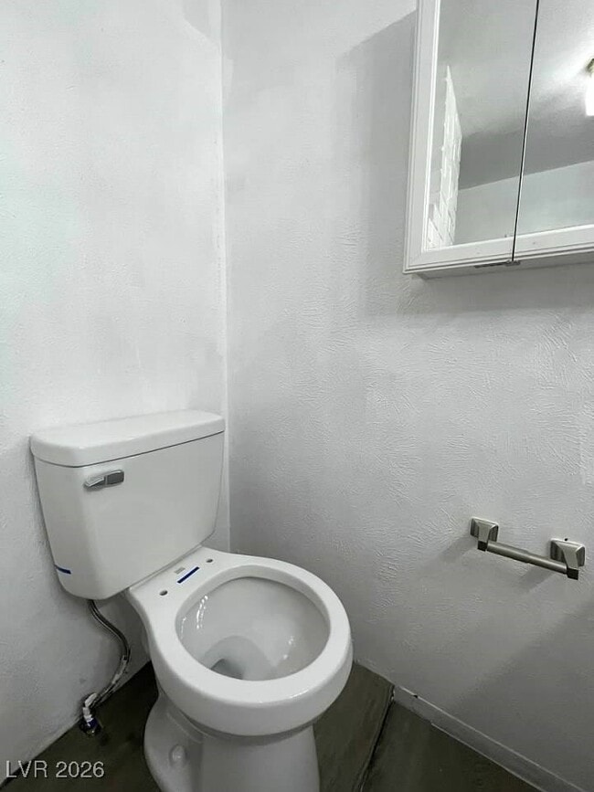 Building Photo - 4560 Rancho Hills Dr