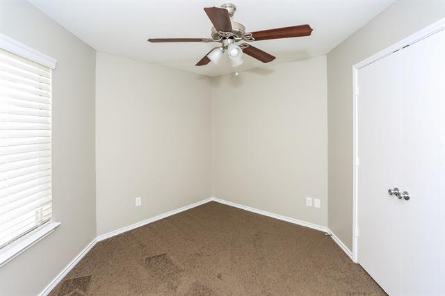 Building Photo - 7618 Straits Dr