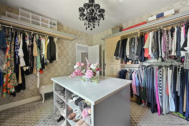 Building Photo - 4181 S Ivy Ln