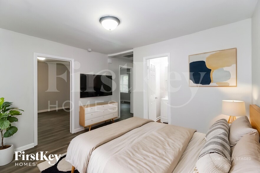 Building Photo - 1698 Sandtown Rd SW