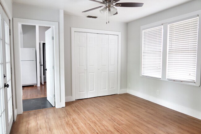 Building Photo - Charming 2 Bedroom, 2 Bath Home on Corner ...