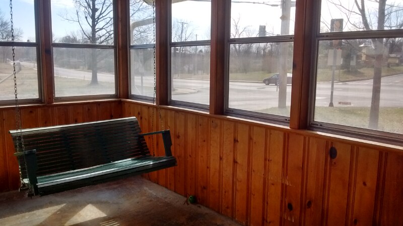 Building Photo - 1601 W Broadway