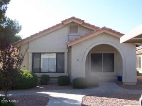 Building Photo - 1120 N Val Vista Dr