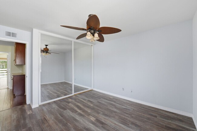 Building Photo - 29142 Bobolink Dr