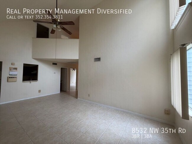Building Photo - 8532 NW 35 Rd