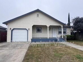 Building Photo - 136 E Stadium Dr