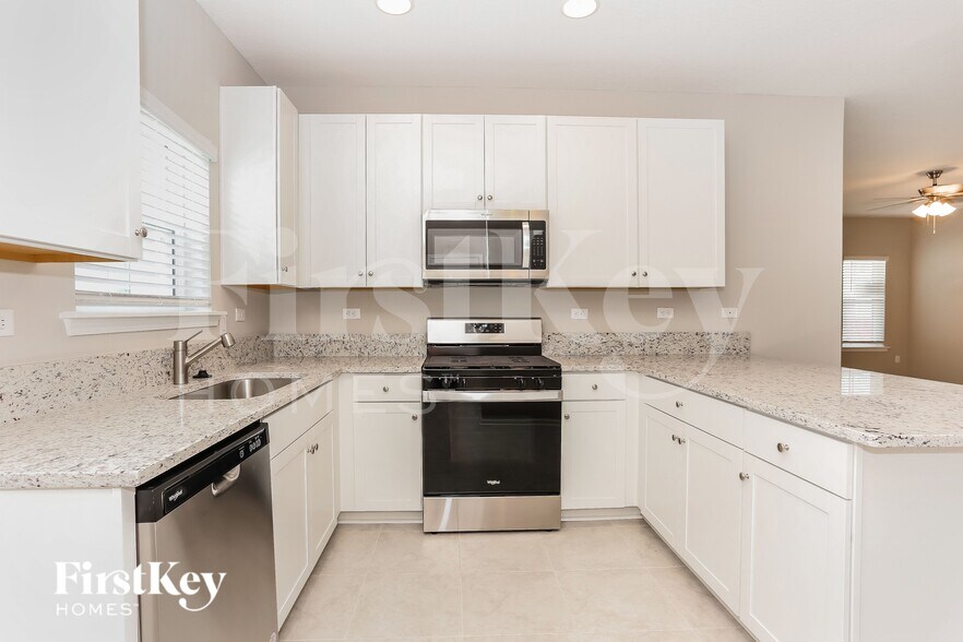 Building Photo - 75318 Plumbago Trce