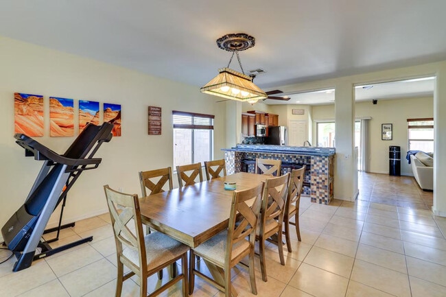 Building Photo - 19053 N Wilson St