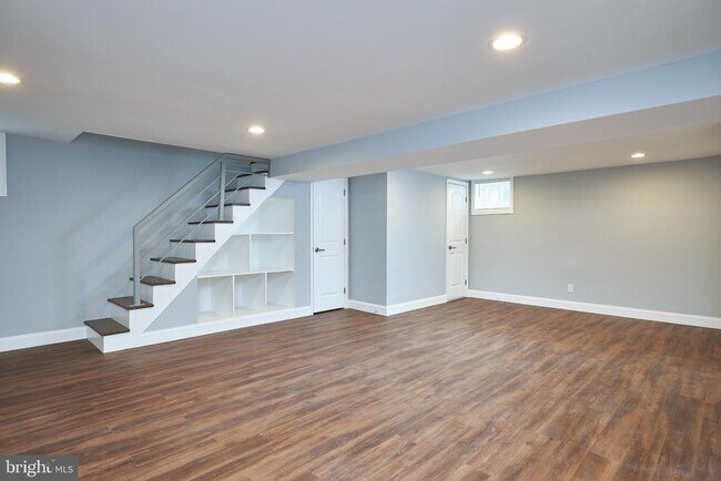 Building Photo - 4912 Brandywine St NW
