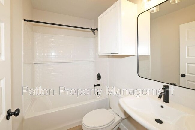 Building Photo - 8904 Bandit Dr