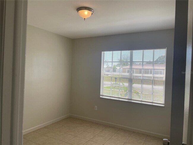 Building Photo - 3314 Montclair Cir