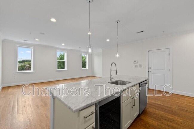 Building Photo - 1228 I St NE