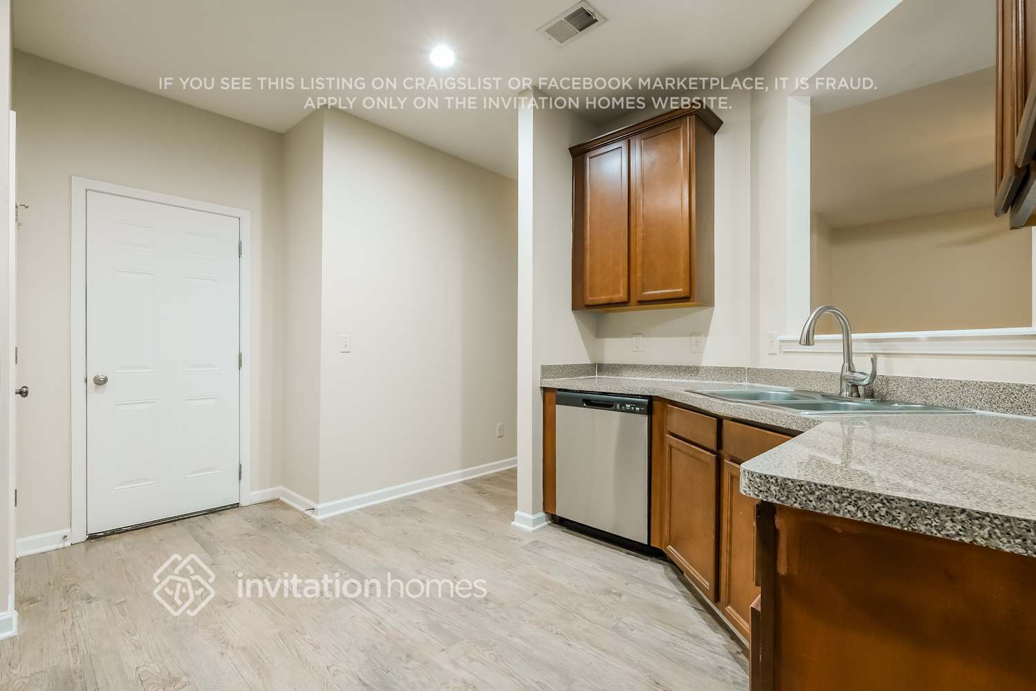 Building Photo - 321 Alcovy Way