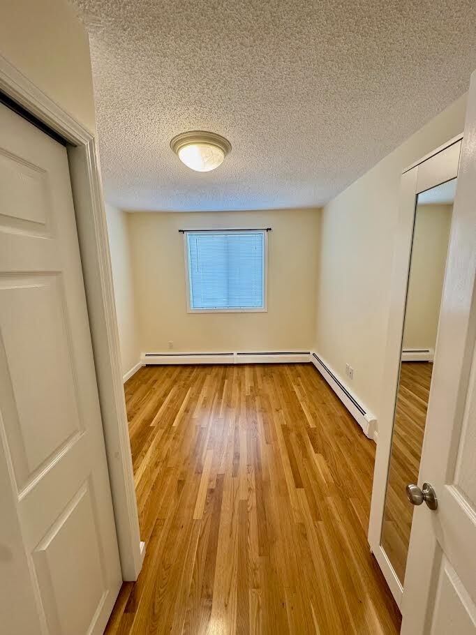 Building Photo - 48 Dane St