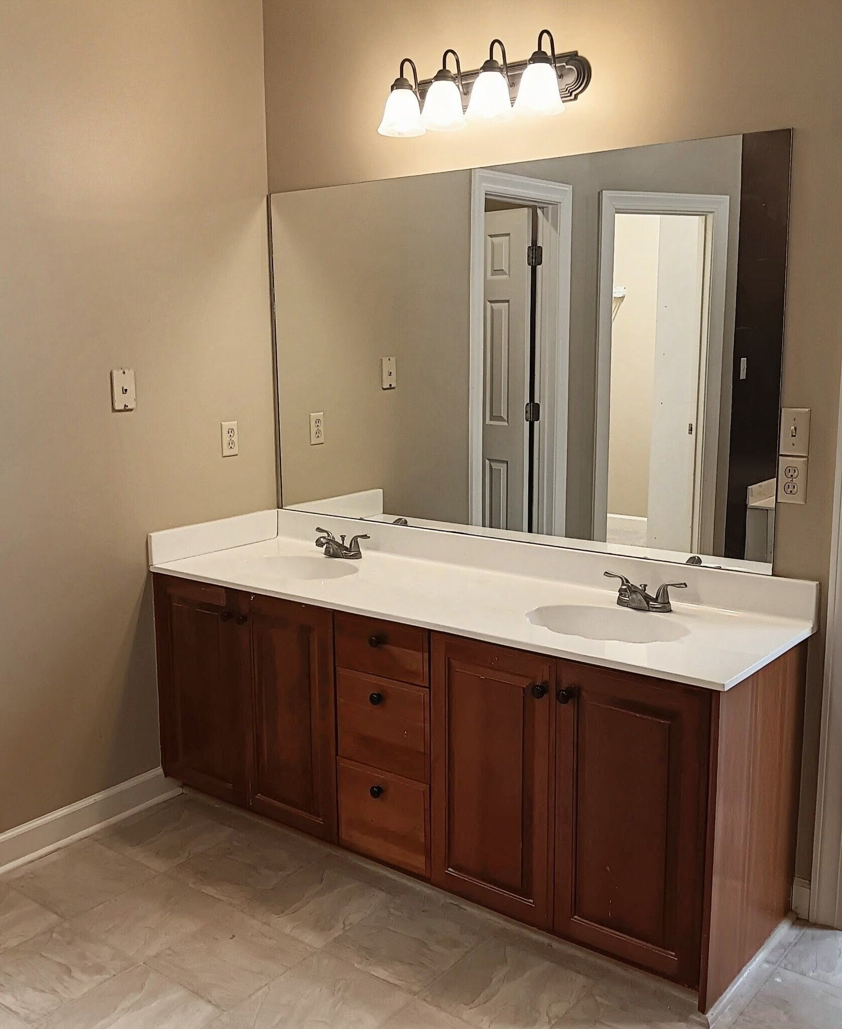 Building Photo - 62 Sommersby Dr
