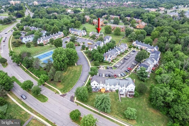 Building Photo - 73 Crickhollow Ct