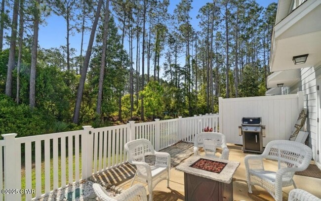 Building Photo - 100 Barefoot Falls