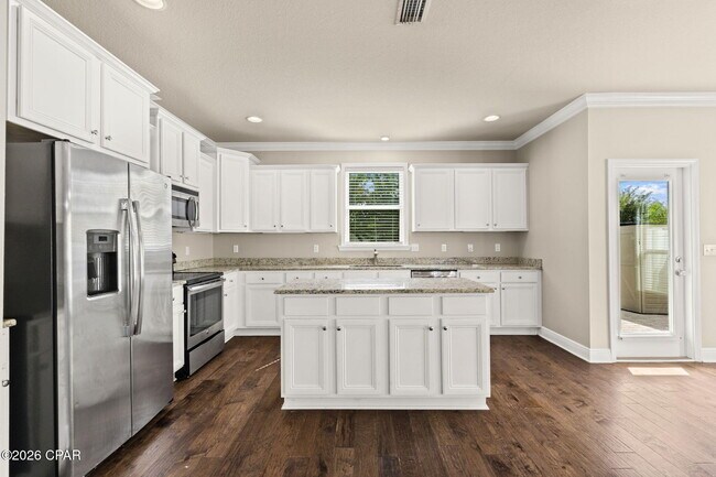 Building Photo - 71 Grayling Way